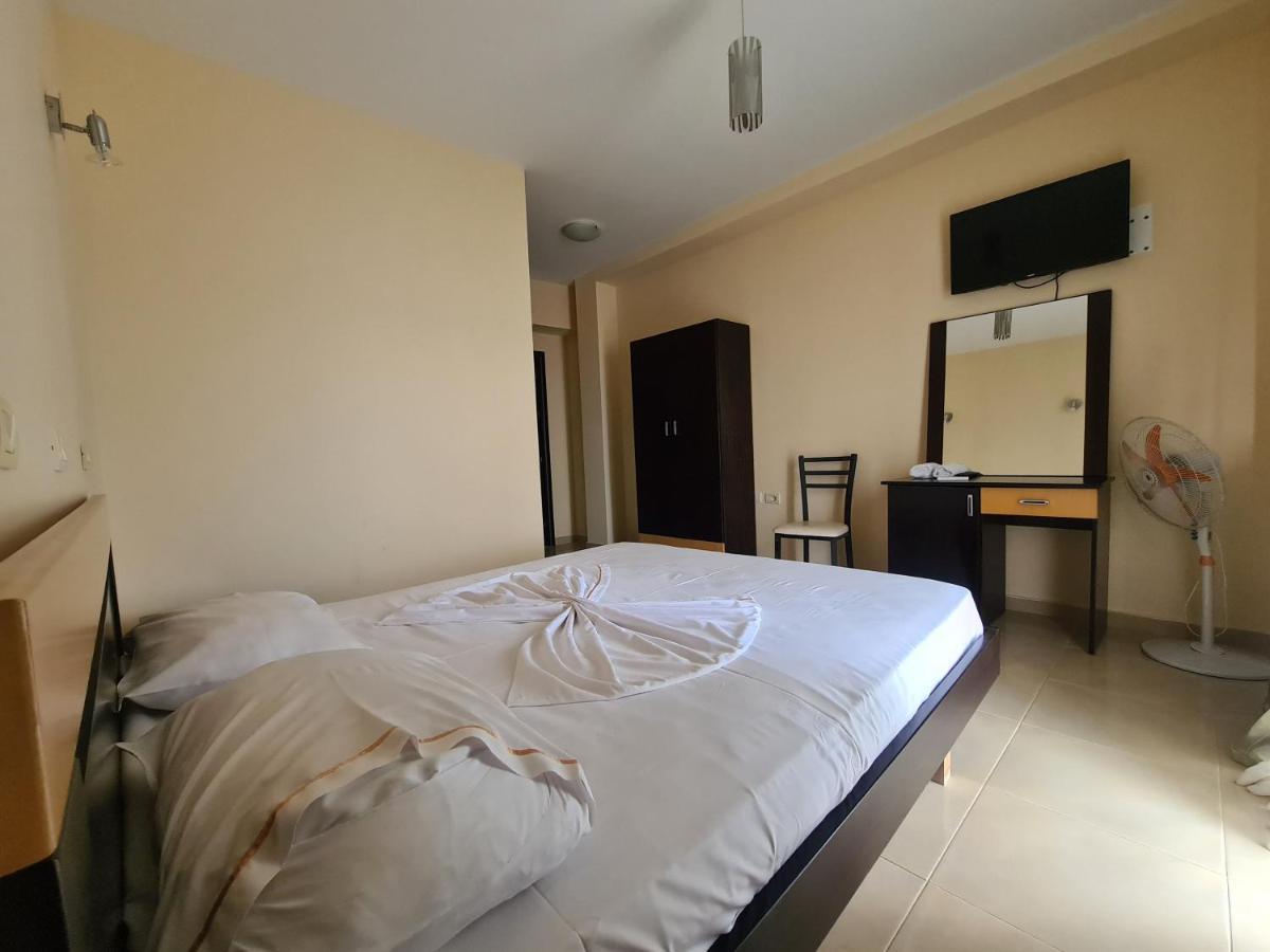 Hotel Kukesi Lin Exterior photo